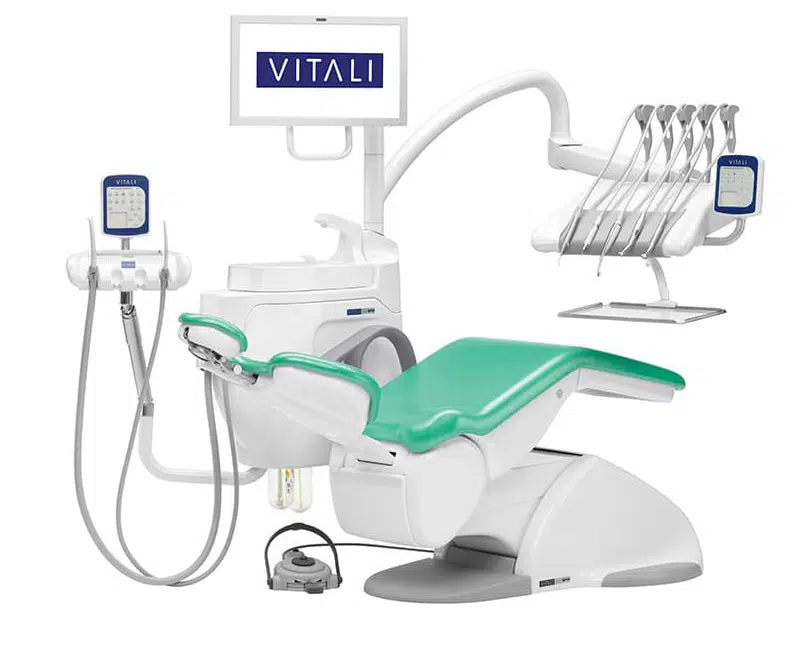 V8 Touch La unidad dental más completa, evolucionada e innovadora Esta es la unidad que cubre mejor todas las exigencias operativas. La tecnología touch permite predeterminar la configuración del instrumental según los diferentes tratamientos, de forma personalizada y para cinco usuarios diferentes. Todo esto se gestiona a través del teclado touch, completamente intuitivo. Con la unidad V8 TOUCH, te llevas a tu consulta lo mejor de la tecnología y de la funcionalidad VITALI.